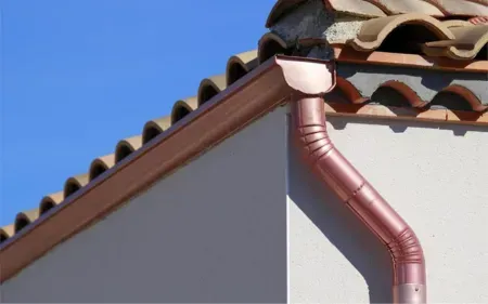Installation und Reparatur von Dachrinnen